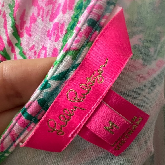 Lily Pulitzer Parigi Romper in BLUE HORIZON
COMING IN HOT - Picture 7 of 8